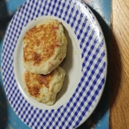 桜エビ→カニかまで作りました。お弁当にいれても美味しく食べれました。